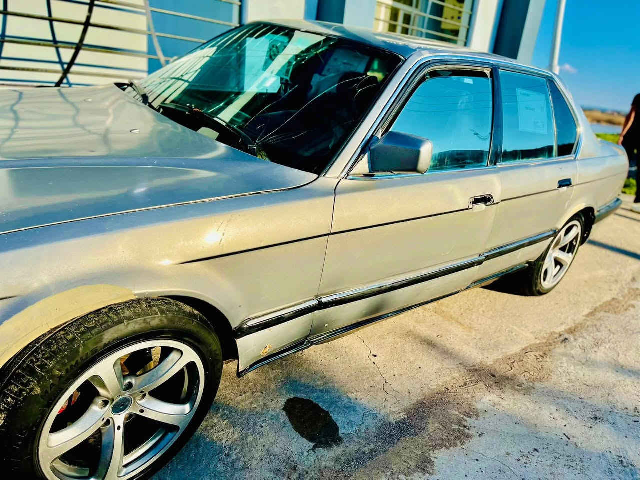 مكلف بنشر بيئم مسجلة نينوى كير محرك شرط السعر ٢٠ ورقة وبيها مجال ومراوس هم يرهم
***********م
