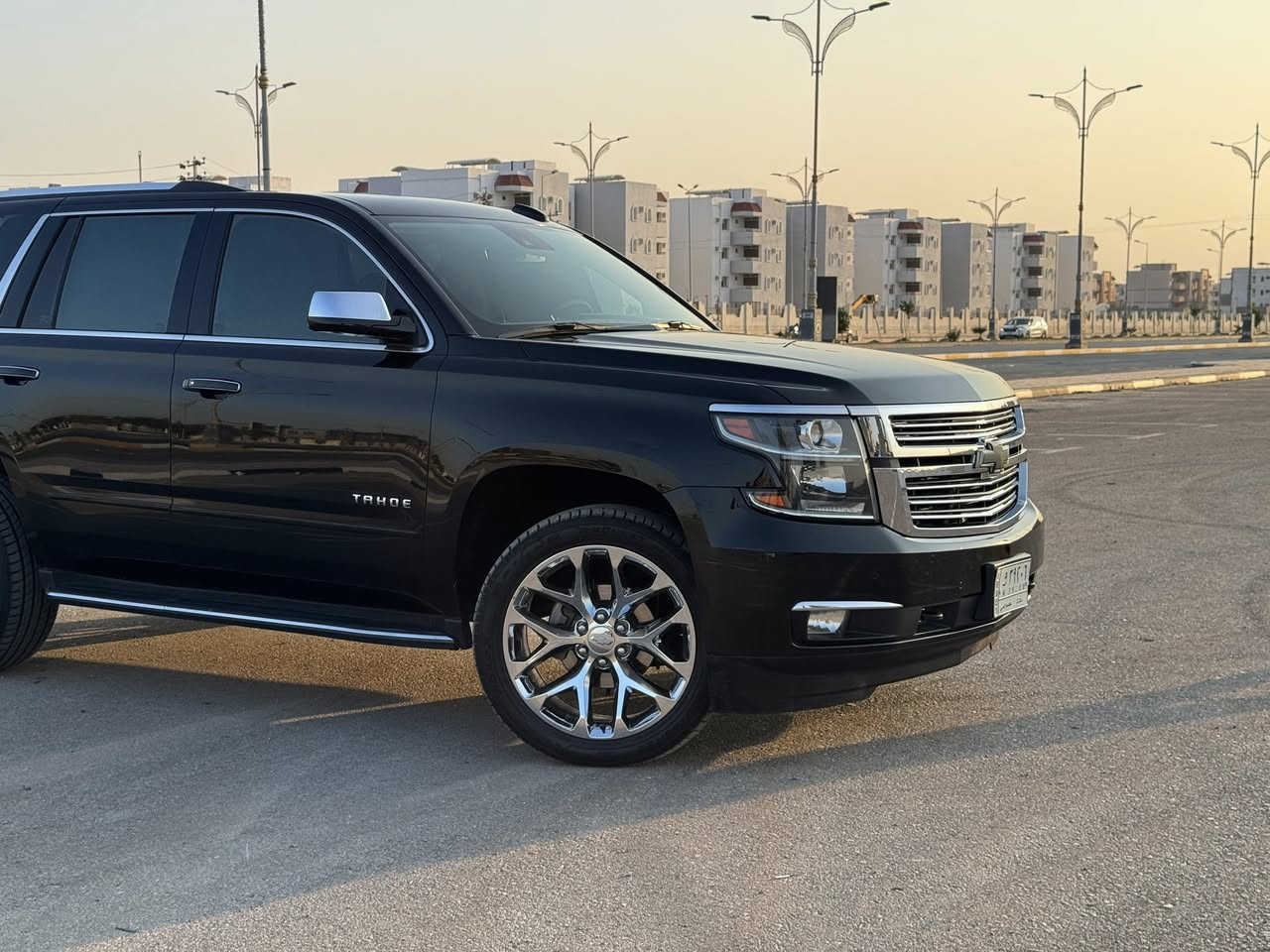 تاهو 2020 خليجي برمير ضوء القمر خليجية 
 ماشيه 113
فول مواصفات 

مواصفات السيارة 
داخل جلد قرميدي
سلايد روف
كراسي امامية كهرباء 
كراسي هزار عند اقتراب السيارة من اي شي 
كراسي امامية  خزن ميموري 
كراسي امامية تدفئة و تبريد 
كراسي خلفية كهرباء و تدفئة
تحكم بالتبريد خلفي شاشة
شحن الهاتف لاسلكياً
رادار
كروس سرعة
داتا شو DATA SHOW
خمس بصمات
فول تحكم استيرن
استيرن كهرباء
استيرن تدفئة
شاشة عرض الاعطال
ثلاجة
صندوك كهرباء
فتح صندوك تلقائيا عن طريق القدم(صندوك جلاق)
نظام السير على الخط
كير اوتو و عادي
حساس امامي خلفي
نظام تحكم بمستوى الضوء الداخلي
مانع انزلاق
منضومة زنون عالي ناصي 
تحكم كهربائي بالبريك والبانزين
فور ويل
شاشة امامية كبيرة 
شاشة خلفية 
كامرة خلفية 
تشغيل عن بعد
قاصة سرية
اشاير بالمري
مري كهرباء(شفط)
وياها تخم بردات 
صدر كير محرك  كفالة 
السياره كفوله ما عده شخط بالجاملغ الامامي
مكان السيارة كربلاء 
السعر 430
***********
