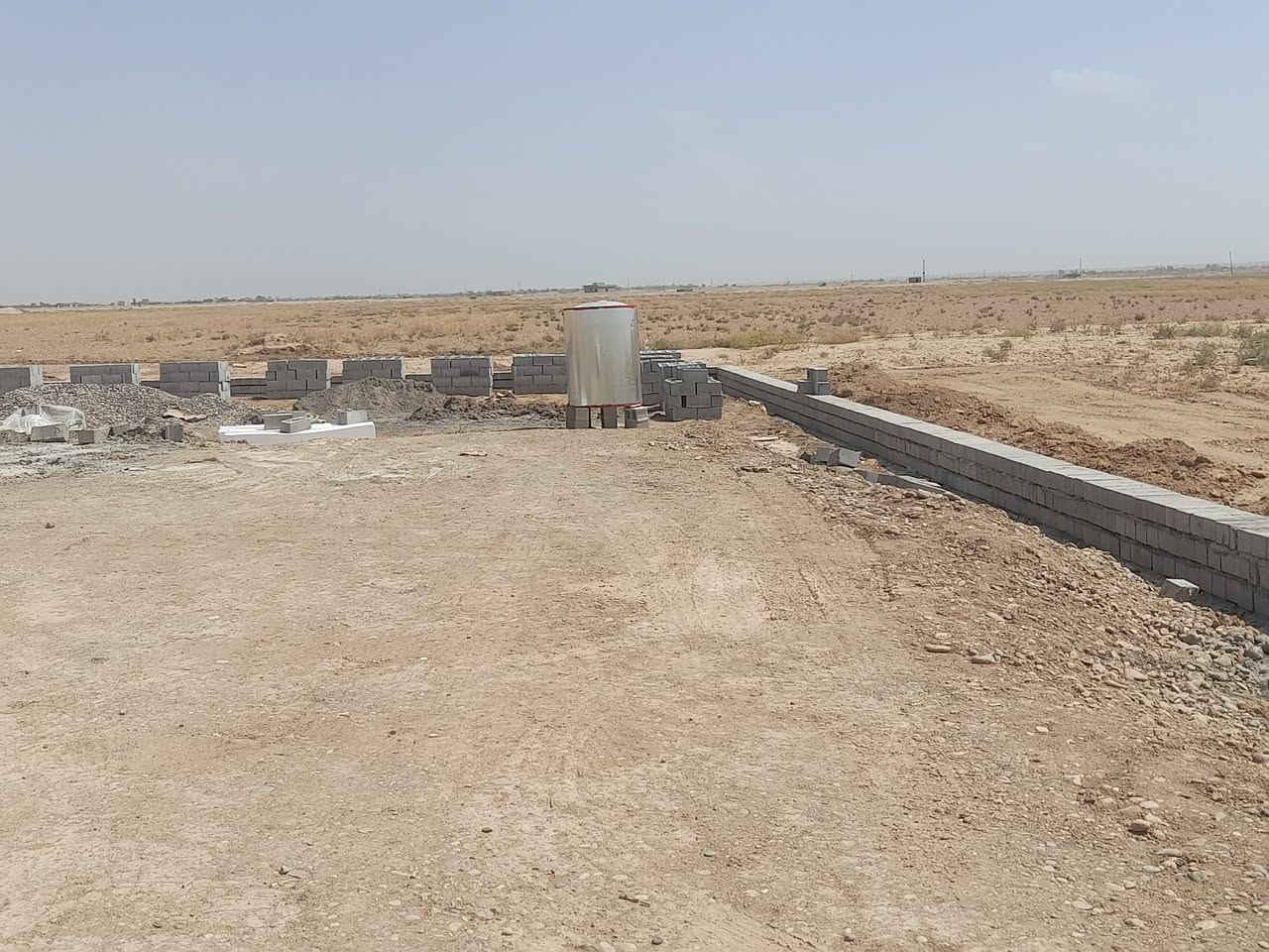 يعلن مكتب عراق المستقبل للمقاولات العامة لبناء الدور السكني وترميم البيوت القديمة وتكملة هيكل وبناء محلات التجارية وتم انشاء الدار طابق ثاني 
في مجمع الجوهرة باحدث تصاميم الحديثة 
للإستفسار اتصل على الأرقام تالية  /*********** / ***********
