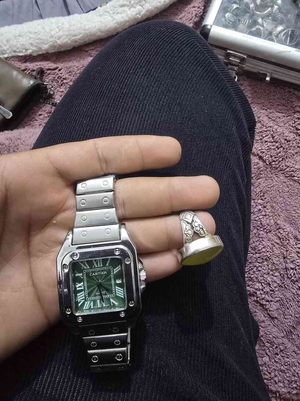 خوان عندي مقتنايات خاصه هواي خواتم فضه نازله هم البيع سعر مناسب وهواي عندي شغلات حته عطور ماركه عالميه سبب البيع هاي الضروف رواتب ماكو مكاني كربلاء وماعندي توصيل الي حب يجي خاص وشوفه كل الشغلات


**إذا كنت صاحب هذا الإعلان وتريد حذفه لأي سبب، رجاءا أرسل رسالة إلى الدعم الفني**