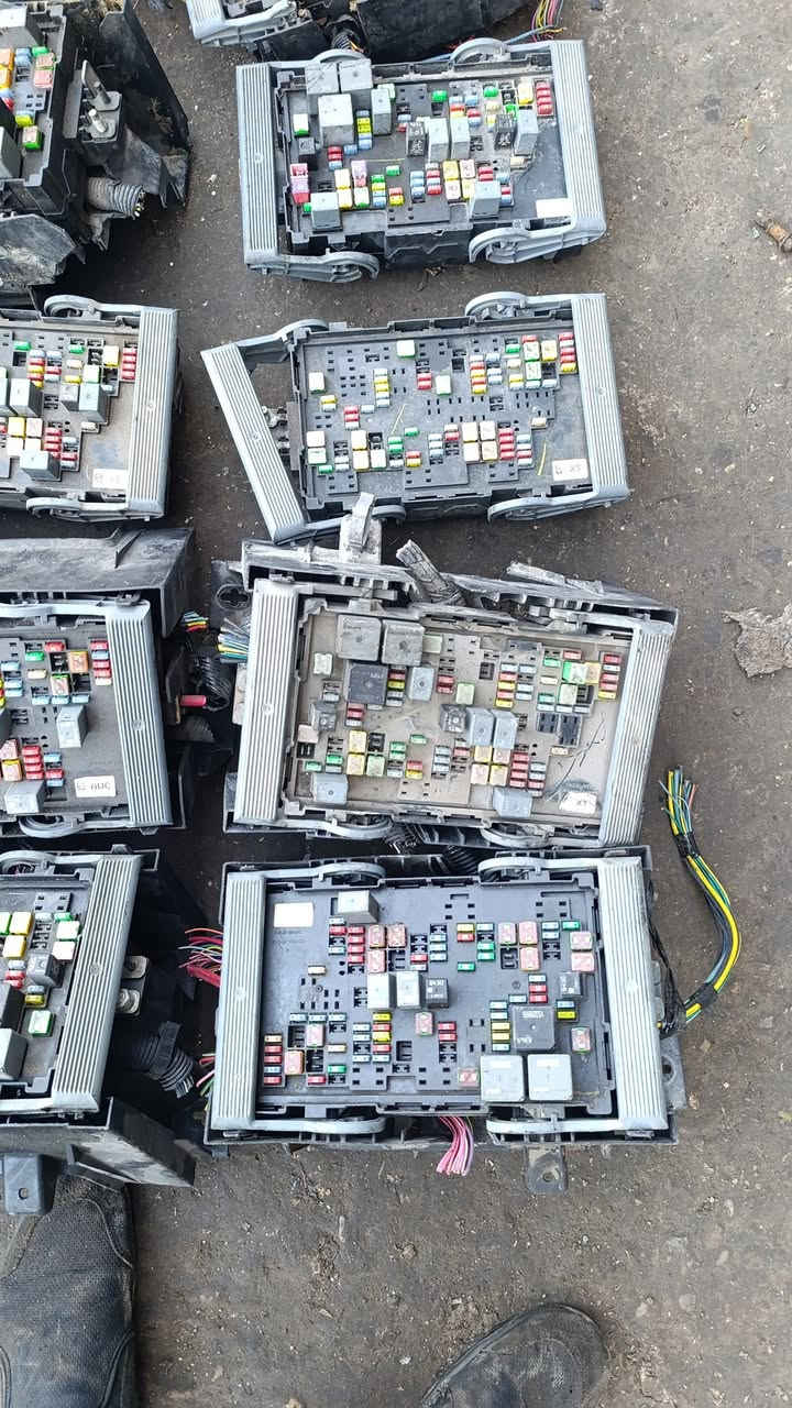 قواعد فيوزات يوكن جمله فقط
كسره وعطش***********
