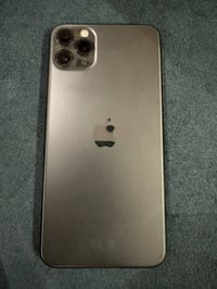 ايفون 11pro max ريجن اوربي  ذاكرة 256g مبدل شاشه اصليه  نضيف الجهاز ما...