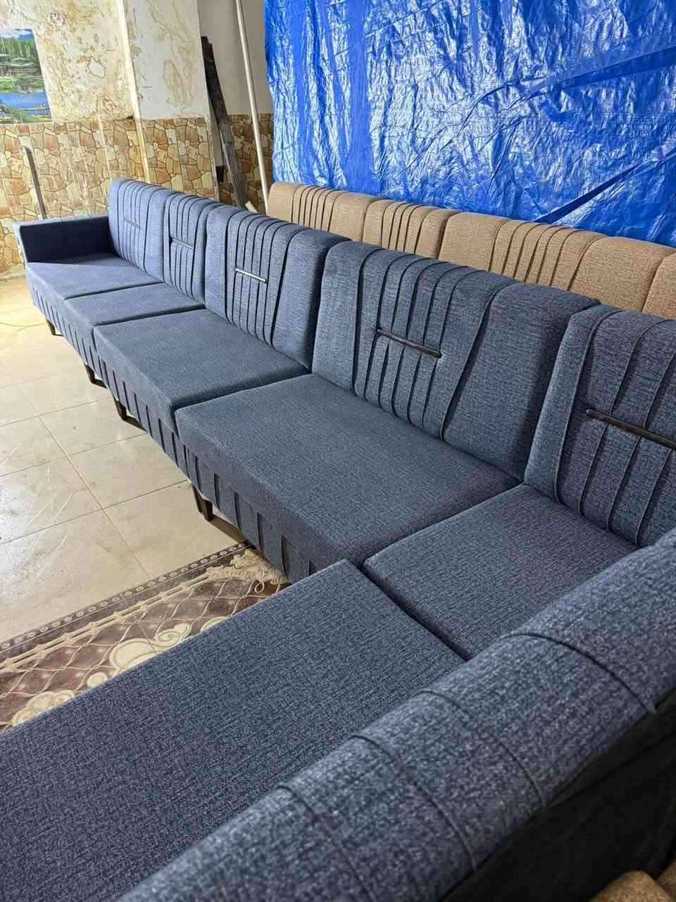 ديوان 10 نفر السعر 270 الف
فرمان بران مقابل صيدليه سروران 
***********
يوجد توصيل
