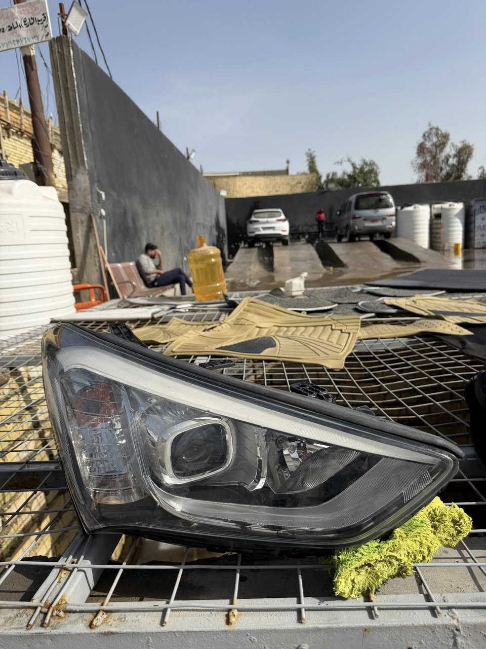 السلام عليكم هذني مال سنتافي للبيع جدد مال شركه اصليات مو تجاري سعرهن(275الف)
***********
