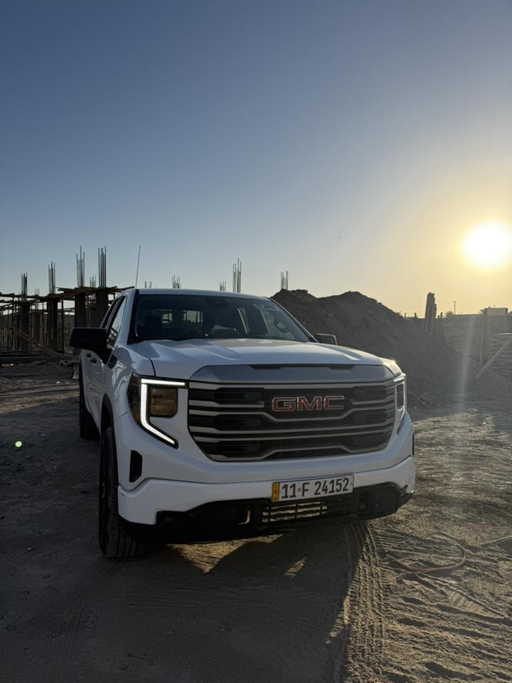 جمسي سيرا البيع حادث جاملغ امامي معدل بارد موديل 2023سياره جديده كلش محرك 8 اسعر 30000بيها مجال لاتصل على رقم ***********
