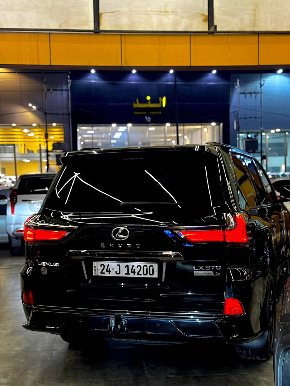 Lexus LX570 kuro 2019
لگزس کورو 2019 
ماشیە 70 الف كيلو 
فول فول 1على1 
جگات سليمة 
لمعة اسود القطران بالواقع احله 
دبل هوائي 
داتاشو 
بيه فقط ربع باب صبغ فقط بدون حادث بس شخط
داخلية بيج 
سعر 735 ورقة مجال بس حق الجية 
مكان اربيل 
واتساب ***********
