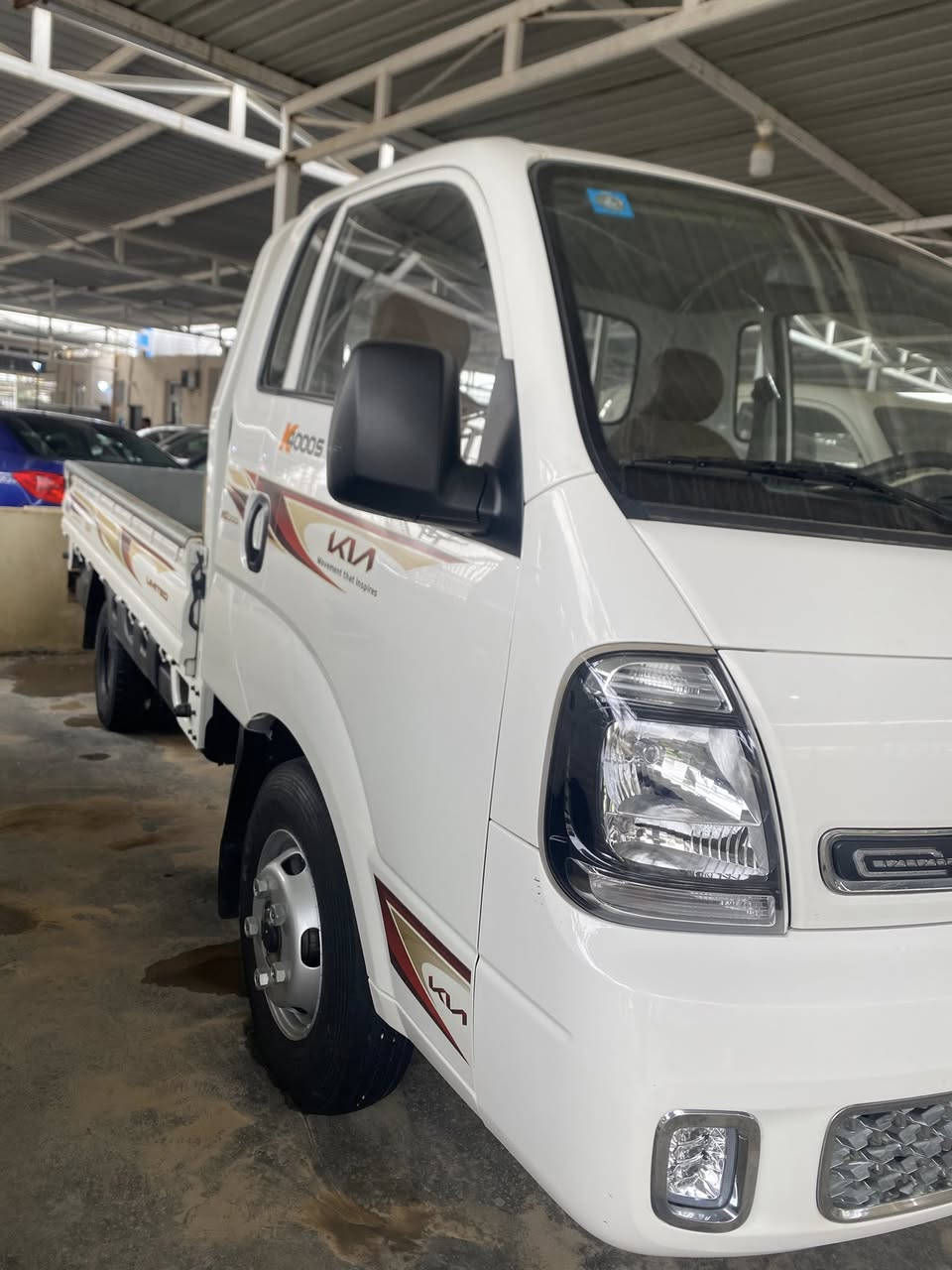 للبيع كيا فحل
موديل 2024 
كفاله عامه 
ماشيه ٣٢ الف 
مامحور 
السعر ٢٠٥ وبي مجال قليل 
العنوان بغداد ناحيه الرشيد 
الاستفسار ***********
