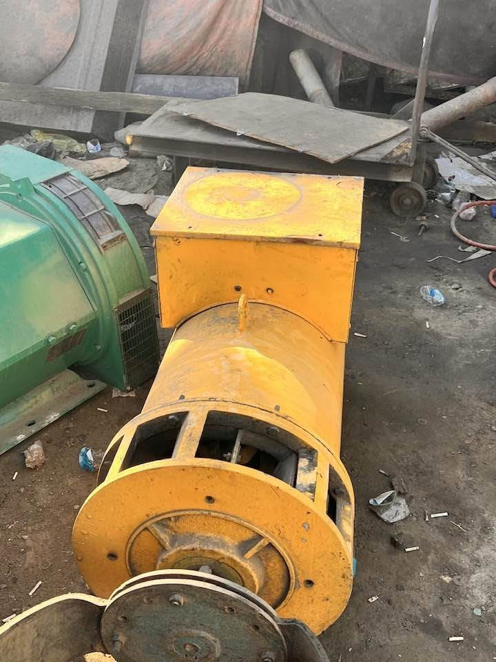 توليد ستامفورد 180kv ملفوف الكويل فقط دبل بوربرن السعر 14$ وقابل للتفاوض *********** المكان بغداد
