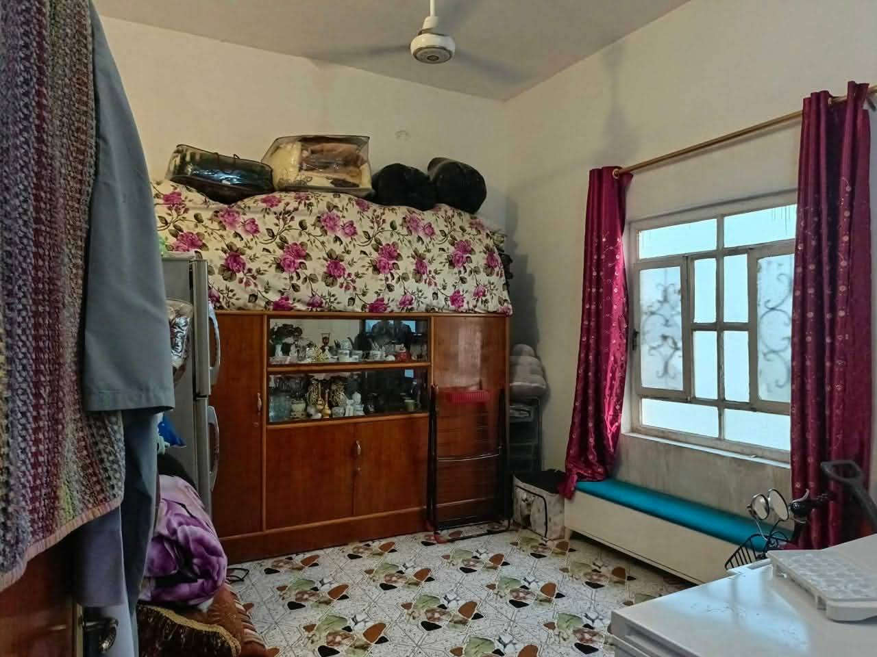 ياالله
السلام عليكم
يعلن مكتب الخبير للعقارات
وجود دار زراعي للبيع 130متر
الموقع //حي الجامعه
مكونات الدار //استقبال ومطبخ وصاله وغرفتين نوم ومجمع صحيات داخليه وخارجيه

السعرررر //37مليون
للاستفسار الاتصال ***********
