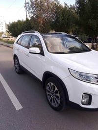 سورنتو ٢٠١٤ • ٧ راكب • ٦ سلندر