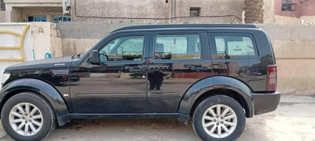 دوج نيترو 2008 محرك 4الالف 6سلندر كلين ما عدى شبر بالباب البصف السايق صبغ محوره غاز تشتغل بانزين وغاز  يعني يمك دمه وبكيفك تمشي بانزين أو غاز للاستفسار مراسله خاص او واتساب  ***********
