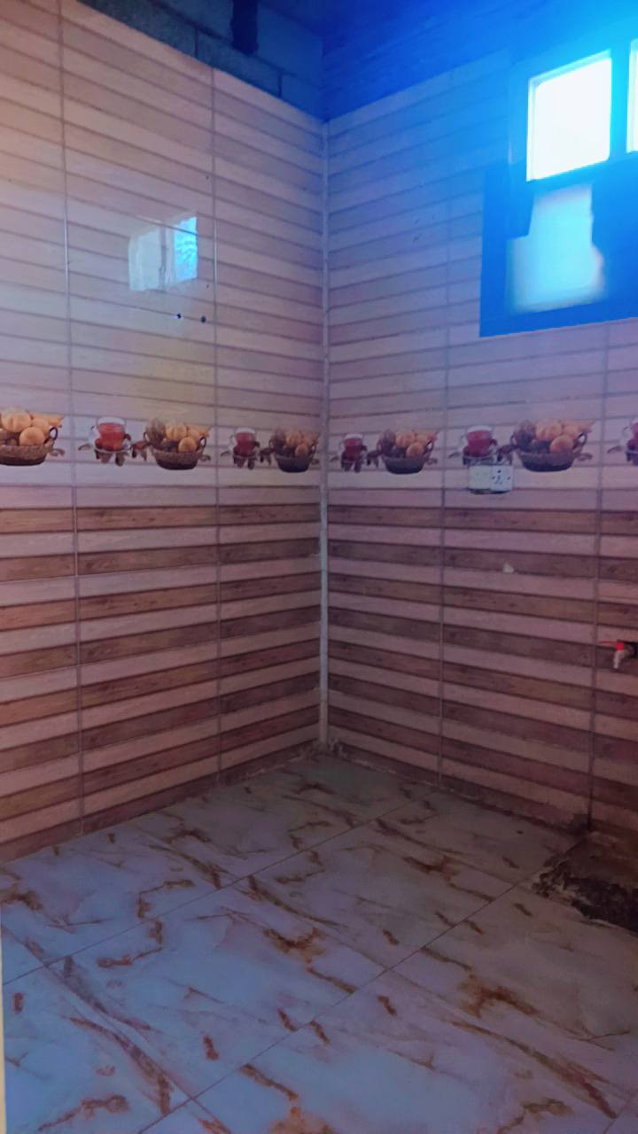 بــسم اللّــه ألرحــمن ألــرحيــم
#دارللــبـيــع  طــابــو صــرف 

#مسـاحـة 100     واجهــة 5 ✅  نــزال  20

#مـوقــع كركوك حي الجامعه قرب جامع سيد جبار 

#محــتويات الــدار✅ طابقين مؤجر حالين 375الف
كراج استقبال مطبخ هول صحيات غرفة نوم درج خارجي
طابق ثاني استقبال مطبخ هول صحيات غرفة نوم ارضيه سيراميك سقف ثانوي 

#الســعر95 مليون مع مجال
🔴 1- التعامل يكون مع صاحب العقار الشرعي حصراً

2- المكتب  وسيط بين الطرفين ولحفظ الأجرأات القانونية والتأكد من صحة العقار قبل تسليم اي مبلغ بأشراف قانوني

للأستفسار ✅مراجعة مكتب الاسياد للعقار 🔔

📍عنوان المكتب كركوك واحد حزيران قرب تقاطع الحصو ورمل 
                 للأتصال ***********📱

                             ***********📱

✅نستقبل جميع عروضاتكم السكنيه والتجاريه في كركوك 💯والترويج لها عبر الصفحه الخاصة بل مكتب
                  مكتب  الاسياد للعقار 
للأستثمار والتطوير العقاري 💯 معنا نحو الأفضل

https://www.facebook.com/profile.php?id=100063971986106&mibextid=ZbWKwL
