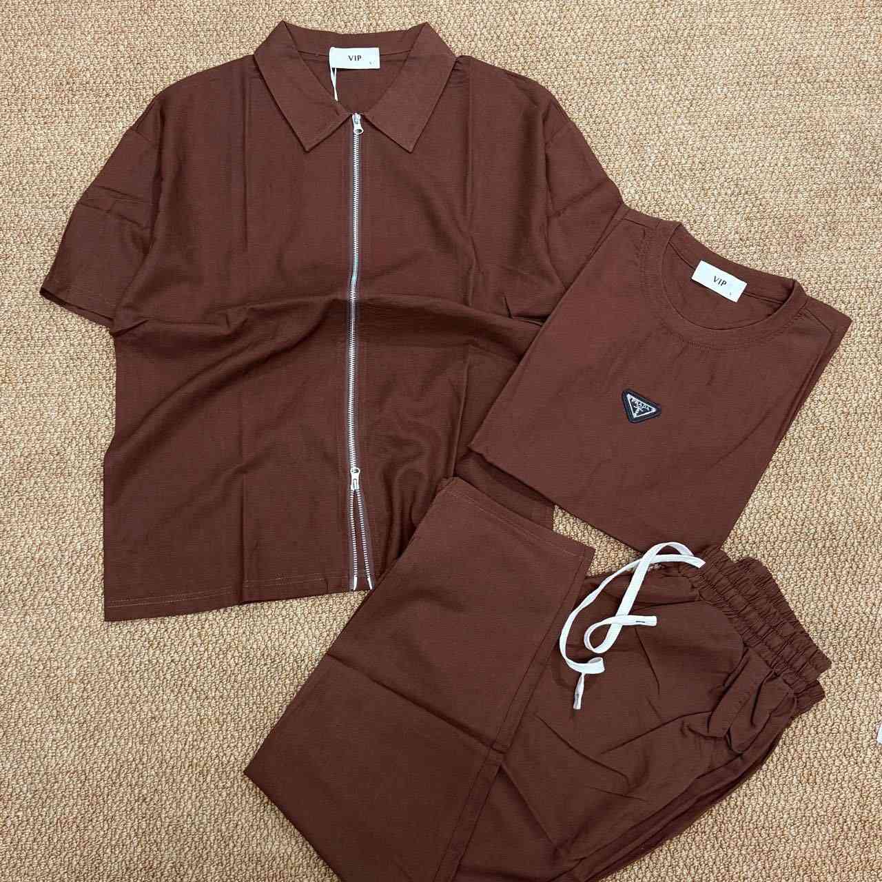 سوت رجالي صيني 3 قطع  خامه وقطعه ولا غلطه 👌

قياس XL --5XL

الشد 20 قطعه  4 الوان ب712 الف


**إذا كنت صاحب هذا الإعلان وتريد حذفه لأي سبب، رجاءا أرسل رسالة إلى الدعم الفني**