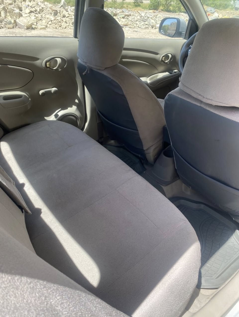 السلام عليكم 
نيسان صني 2018 هندي 
السعر 98 ورقة
بغداد حي الجامعة
***********
