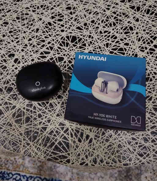 مستخدم هونر x9b 5G
ذاكرة 256
اللون اسود 
عشوائية 12 + 8
شاشة 120 فريم
نضافة 90
معالج Snapdragon 6 gen 1
+
 وياه سماعات اذن لاسلكية ماركة هونداي

السعر 245 الف

  مكاني بغداد الحرية 
اتصال
*********** بغداد
