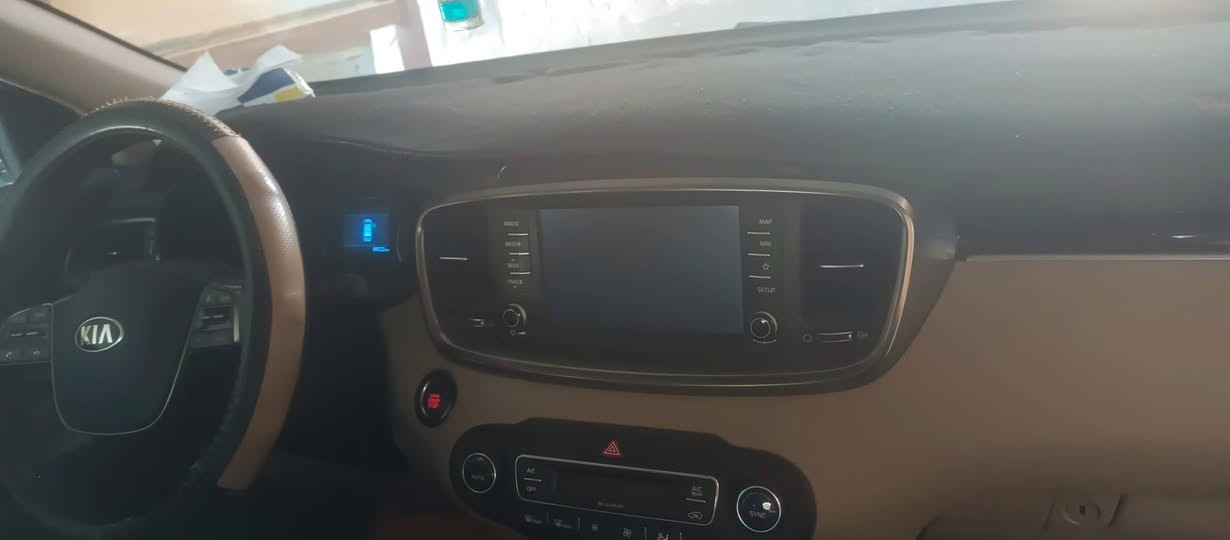 سورنتو البيع مكفوله كفاله عامه مع السونار المكان الناصريه مركز الرقم ***********
