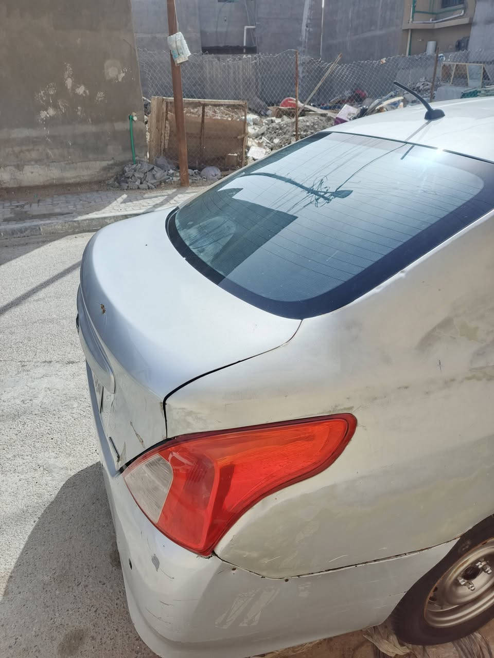 نيسان سني مديل 2016
جاهزة السيارة كير مكينة حدادية تبريد
بسم كردي   وكالة تحويل ثاني يوم 
السعر 75 
بيها جاملغ خلفي بارد ومرشوش، 
وجاملغ امامي بارد   
***********
