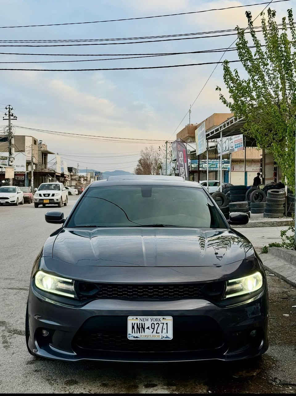 Dodge Charger SXT 2016
سەیارەکە براوەیە دووبەی کامل مەسرەف کراوە قەپاخ سەری کراوەتەوە بەشەرت دەیفرۆشم گیرو مەکینە کارەبای بەشەرت نرخ-٨٧$ شتیک مەجال 
***********//*********** رانية, السليمانية
