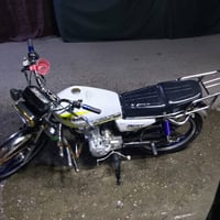 ايراني سيفان • محرك ما مفتوح • كهربائية شغالة