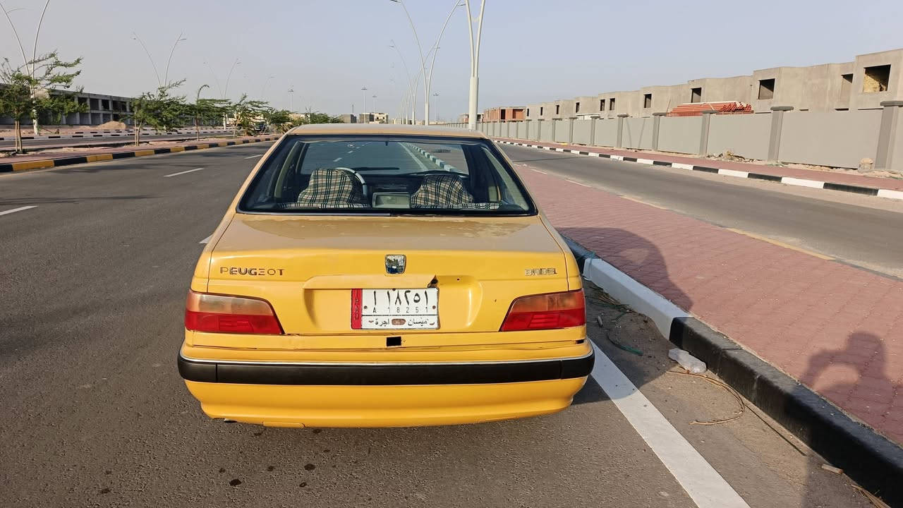 السلام عليكم بيجو بارس 2015 مكينه وقير جدد تخم تاير حداده سعر 25 ويا مجال مكانههبصره قبله  ***********
