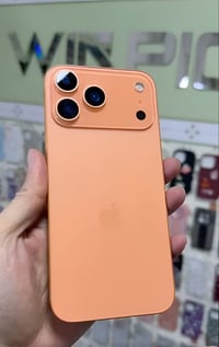 آيفون ١٧ • باب ثاني • مستعمل