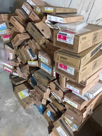 احبار متنوعه بلوتر Epson .احبار OKI للبيع كله الكميه وسعر مناسب للمهتم...