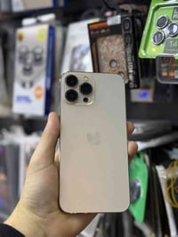 السلام و عليكم ايفون ١٣ برو ماكس ٢٥٦ كيكه البطاريه ٨٢ حقيقي بلادي ممرف...