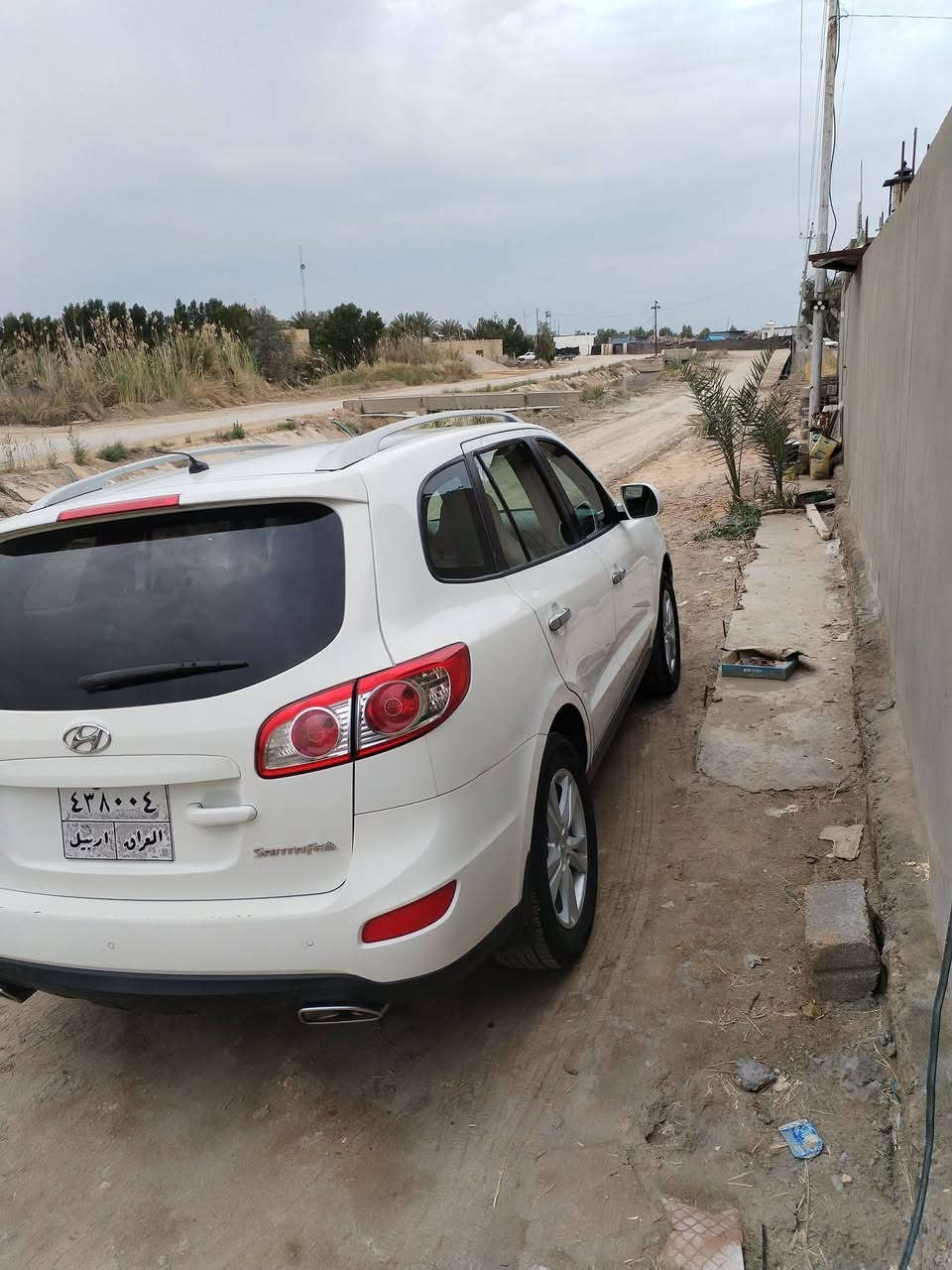 السلام عليكم سنتافي 10 محرك 4 سلندر السياره نظيفه بيها بارد خشم الجمالغ الامامي  كد شبر سنويه منتهيه مكانها ديوانية مركز المدينة ***********.
