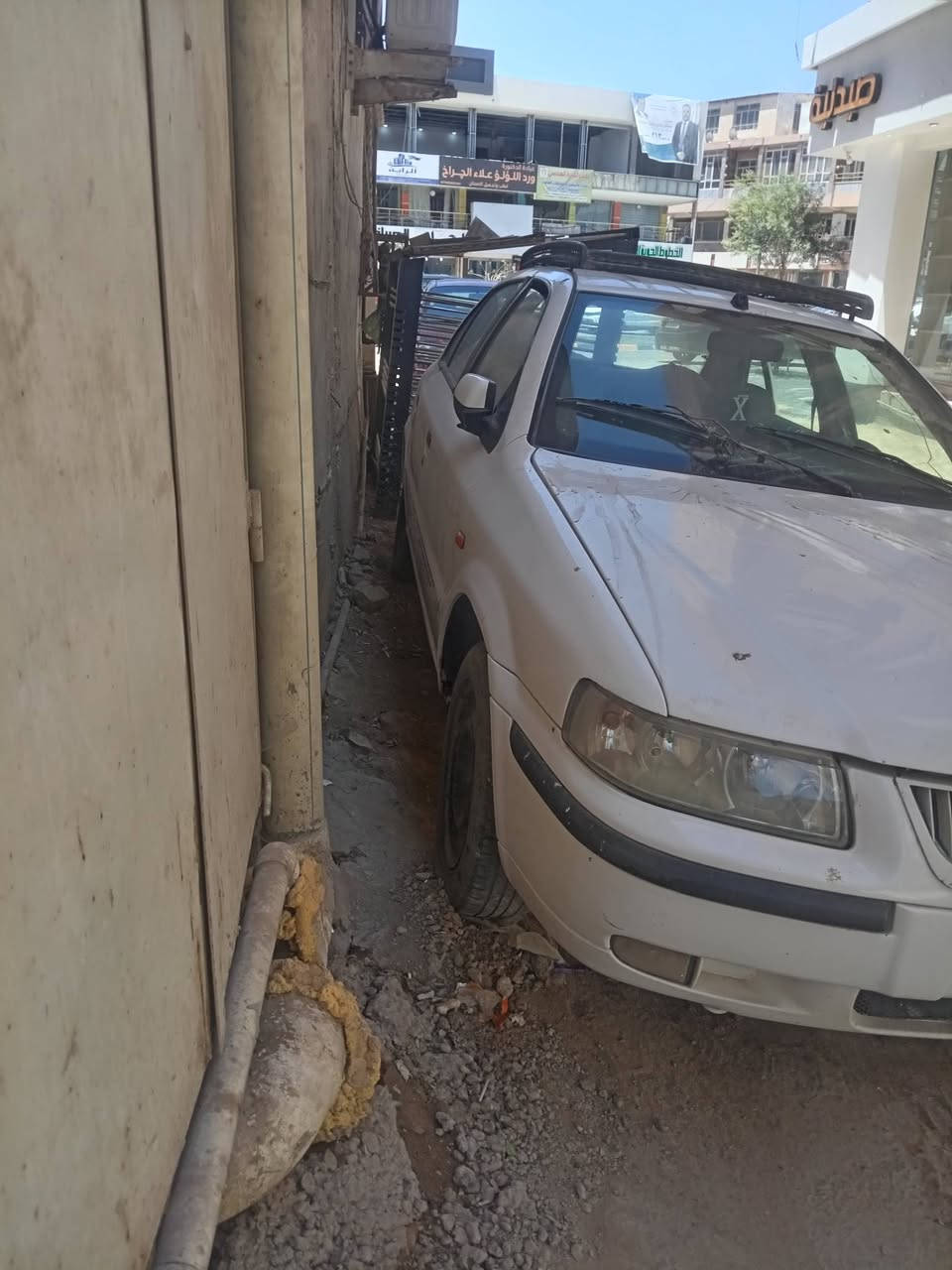 التواصل على الرقم ***********
