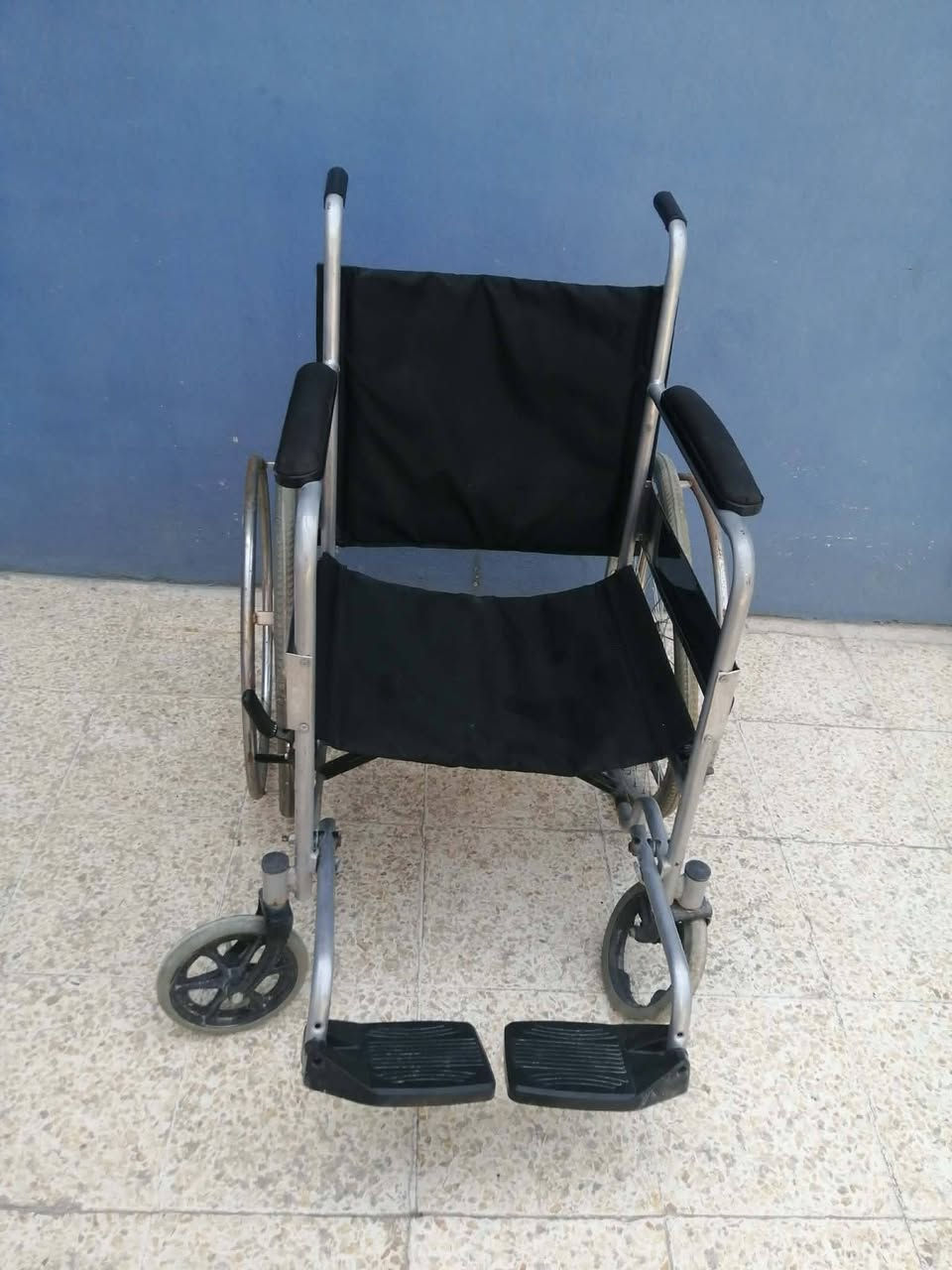 بيع مستعجل


**إذا كنت صاحب هذا الإعلان وتريد حذفه لأي سبب، رجاءا أرسل رسالة إلى الدعم الفني**