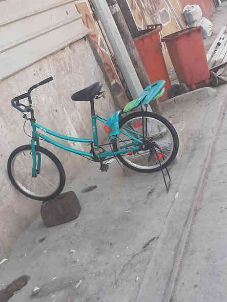 سلام عليكم بايسكل حجم 20 صيني بي  جاملق بي رقم لهاتف     ***********
