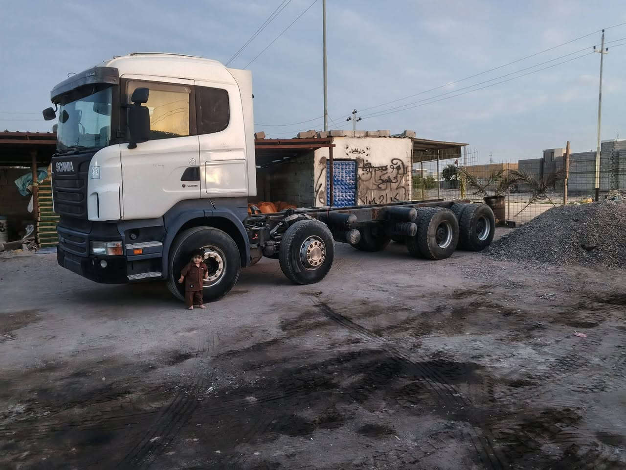 2011 عكرب بلاد مجموعه 19/26خفيف كير عادي 3/3 باج بلادي طول لشاصي 7/500 دخول جديد تترقم بصره ***********
