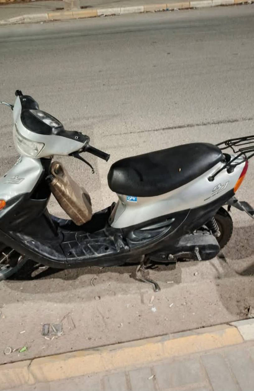 سلام عليكم.
دراجة بيجي للبيع . محرك مامفتوح . دراجة محركهة نضيف . كهربائيات شغالة دراجة نضيفة .   السعر  450 وبي مجال بسيط


**إذا كنت صاحب هذا الإعلان وتريد حذفه لأي سبب، رجاءا أرسل رسالة إلى الدعم الفني**