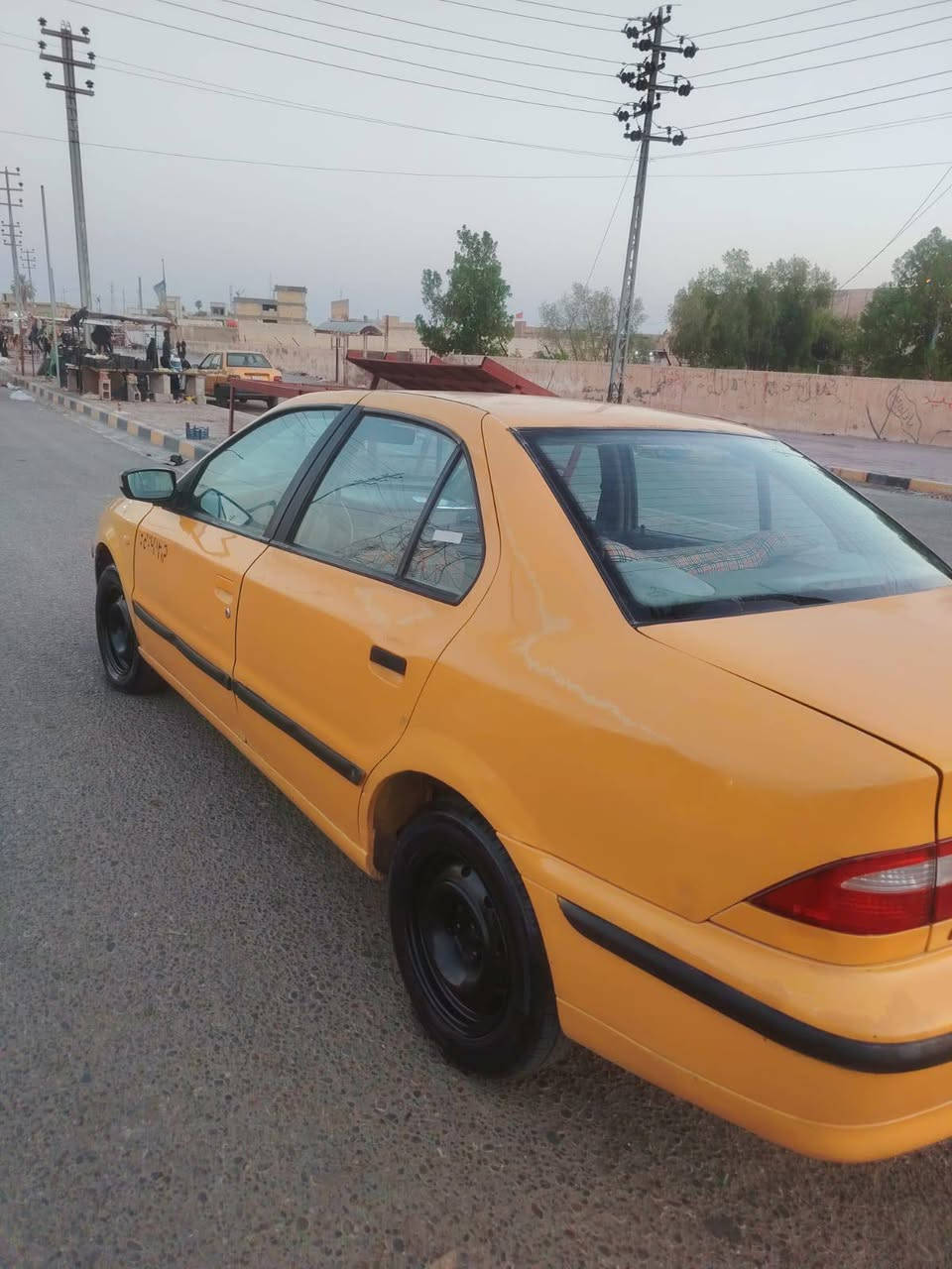 السلام عليكم سمند موديل 13مكفوله مكينه كير مكفولات تبريد ثلج تخم تاير جديد مصفره هيه وغرامات رقم بغداد تحويل مباشر سياره جاهزه شغل وطلع وين ماتريد السعر بلاش 25المكان العماره تصال ***********رقم اسيه بي واتساب ***********
