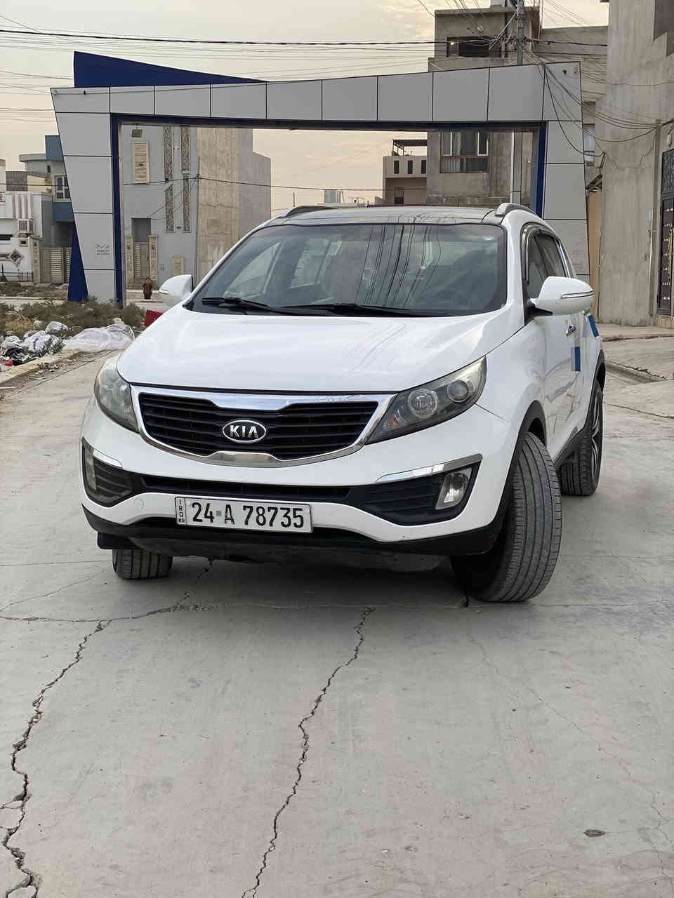 للبيع سبورتج 2011بدون ضرر بدون صبغ
محرك 20 شرط ممفتوح مري شفط بانوراما 
فول مواصفات رقم دهوك جديد
***********
سعر خابر عرقم مكلف بلنشر.!
