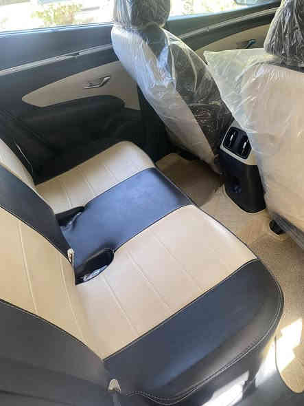 سلام عليكم توسان موديل ٢٤سيارةمكفوله كفاله عامه ماشيه ١٧الف بعده بحالت الوكاله مدوشمه كشنات وكاعيه فول مواصفات ماعده بنرامةسعرة ٢٣٠وبيه مجال ***********وهاذه رقم بي واتساب
