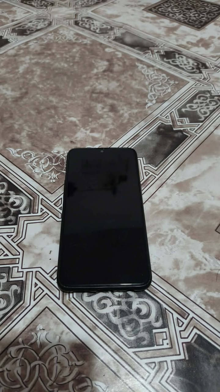 جهاز اي 10 اس بصمه نضيف وشحنه كلش زين مال بيت... سعره 60 الف..... مكاني القرنه قريب علا المحكمه الجديده جسر المشاة ***********
