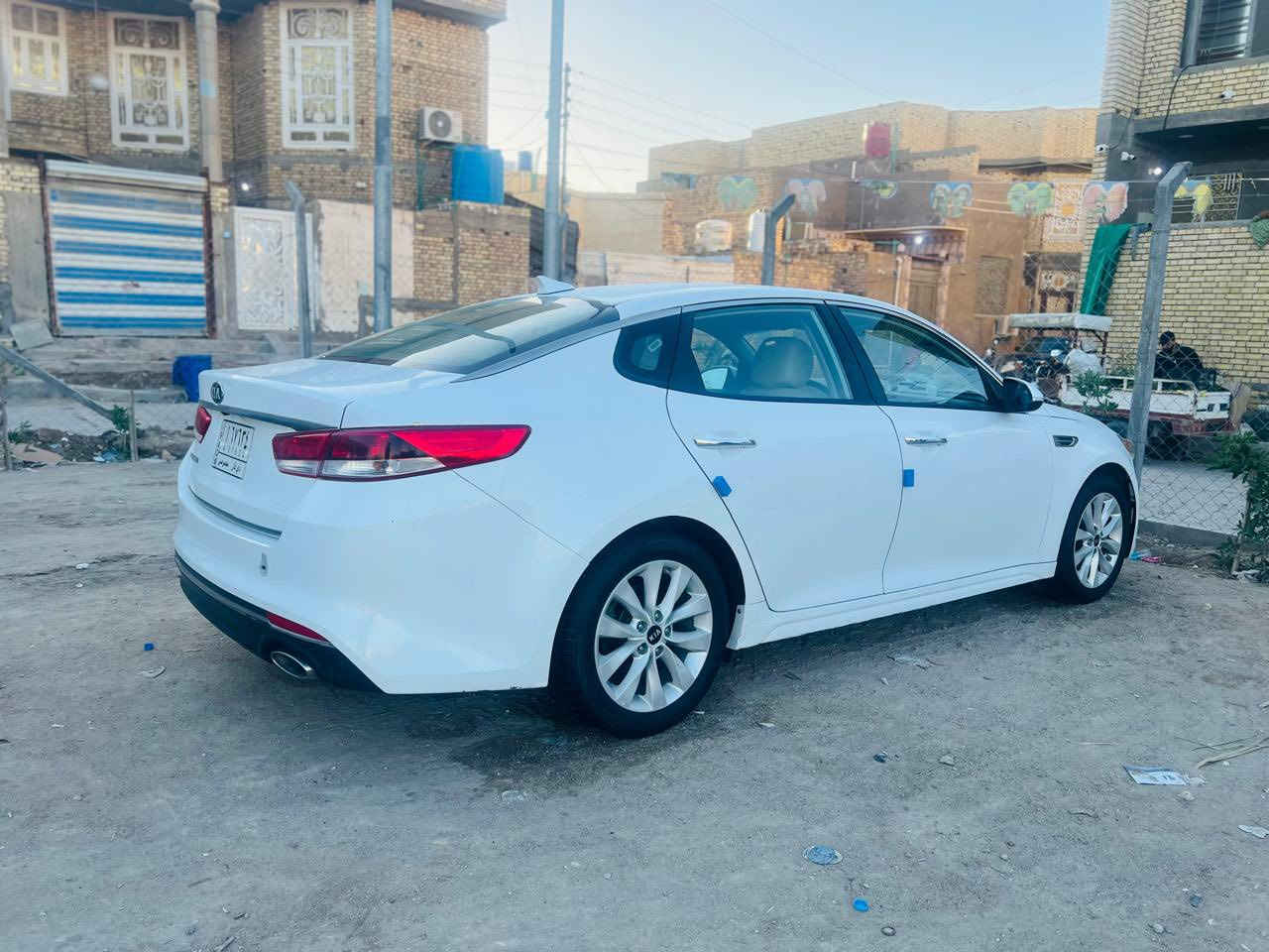 السلام عليكم اوبتيما موديل 2017 امريكي بدون تبديل فقط صبغ الجاملغ الامامي والباب الخلفي صبغ فقط بدون تبديل رقم ذي قار مداور ثاني يوم محرك كير كفاله 
السعر 125  وبيها مجال 

للاستفسار الاتصال على ***********
