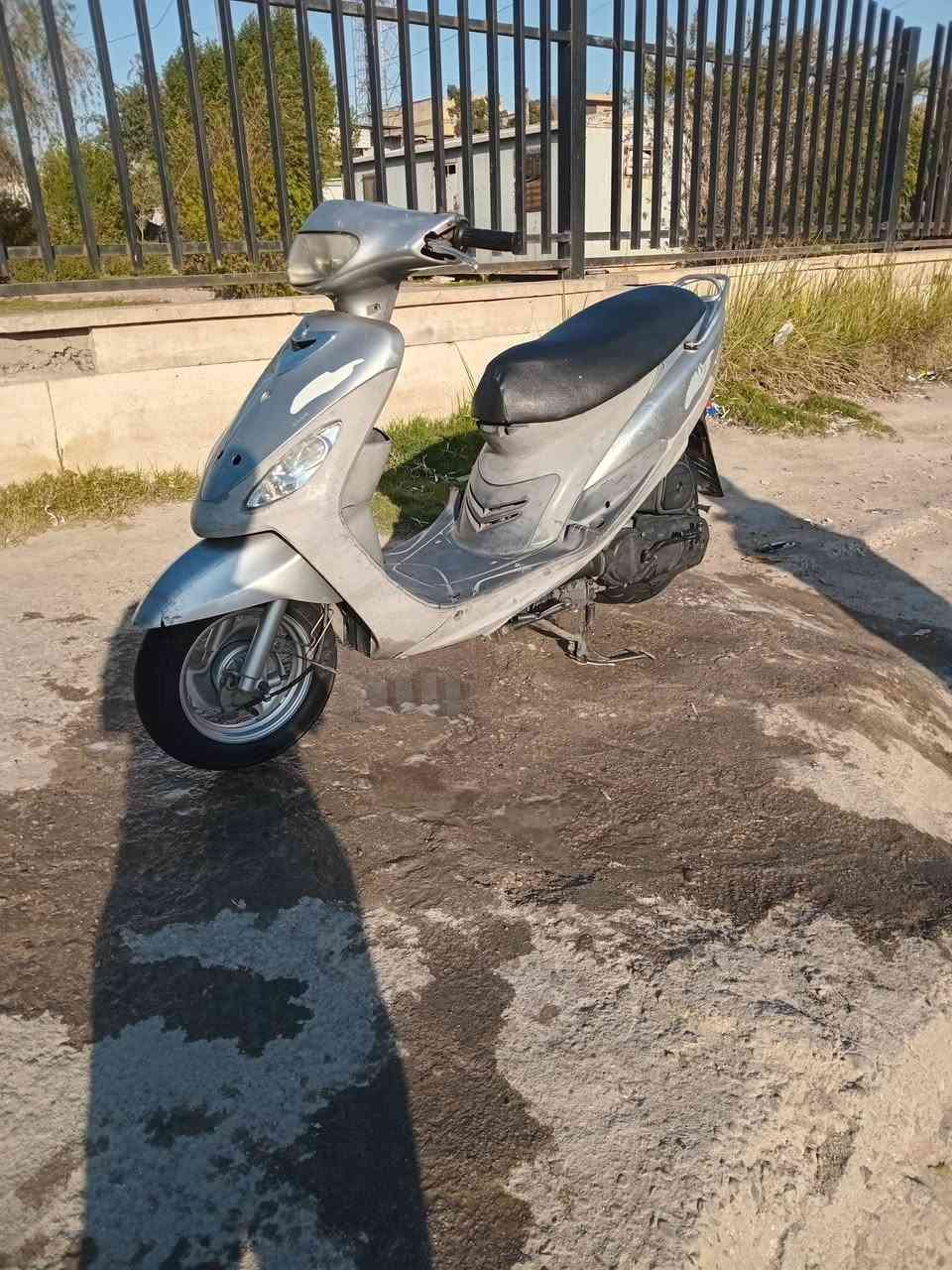 سلام عليكم دراجه لبيع تفصيل يتصل ***********
