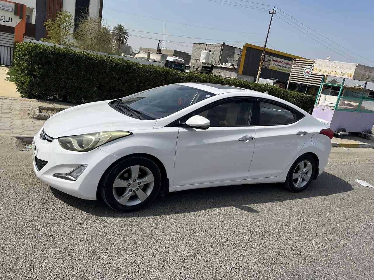 السلام عليكم النترا ١٤ رقم أربيل بيها مكانات صبغ مواصفات نص فول فتحه وتحكمات وباقي المواصفات مكان السيارة بغداد / المدائن 
السعر ١١٠ وبيها مجال 
***********
