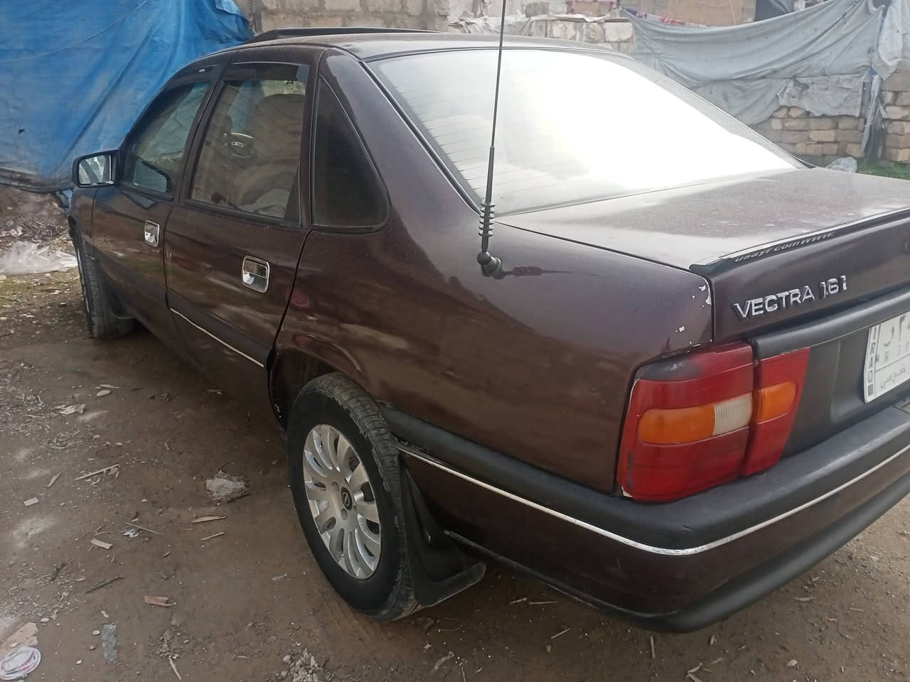 سلام عليكم فگتره للبيع الحجم 16 الموديل 91 محرك شرط گير شرط ضخم نظيف سياره مال جناي شرعي موجود وكاله من الوكيل تحويل من الشرعي العنوان موصل حي القاهره السعر 40 وبي مجال بسيط ***********
