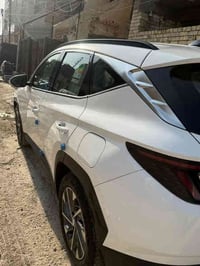 توسان خليجيه موديل 2024 ماشيه 30 الف KM بيها باري بسيط   مكانات   ماعد...