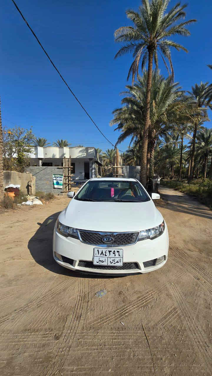 يا الله سياره سيراتو موديل 11 خليجي فول مواصفات بيها بس قطعتين جاملغ شويه بل بنيد  سياره فول مواصفات مكان كربلاء طوريج  ستفسار ‏‪***********‬‏
