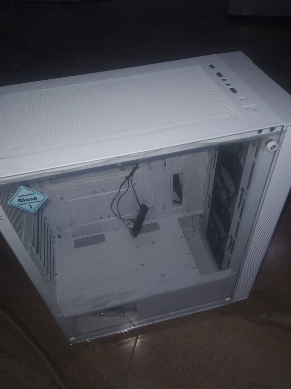 السلام عليكم قطع بي سي للبيع باور سبلاي msi للبيع 650 واط السعر 75,000 وبي مجال بسيط للشراي وكيس حجم متوسط السعر 45,000 وبي مجال أيضا للشراي للإستفسار خاص او على هذا الرقم *********** الموقع بكرة جو قرب جامع باداشت

