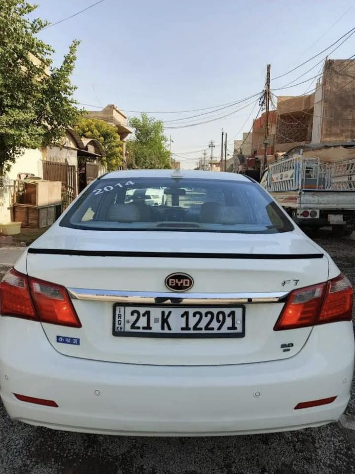 السلام عليكم
( مكلف بل نشر حبي خابر رقم )

للبيع بي واي دي خليجيF7   موديل 2014 رقم جديد هزة وفحص جديد تحويل ثاني يوم ،  وسنوية جديدة ل2030
دفتر بنزين موجود تبريد ثلج ❄️ تدفئة نار 🔥 محرك 20 ✈️ كير بشرط  ومحرك بشرط لا صرف ولا بخار سيارة بدون حادث وبدون صبغ مجرد تعديل بارد بسيط بمكانين
 سياره فول مواصفات بس كير عادي 1/1 اعلى فئه كشنات جلد كهرباء دشبول لونين ايباد بلادي كبير كاميرة خلفية و بصمه تشغيل عن بعد وتبريد شاشه وتحكم سلايت وابواب بصمه واشاير بالمري 💯 صدر امامي خلفي جديد كله بشرط ، تايرات جديدة سيارة  جاهزة بدون نواقص📦 سعر 70 💵 بيها مجال للطيبين شراي استفسار على رقم 📞  ‏0770 793 0582‏ 
مكان سيارة
صلاح الدين /طوز خورماتو
