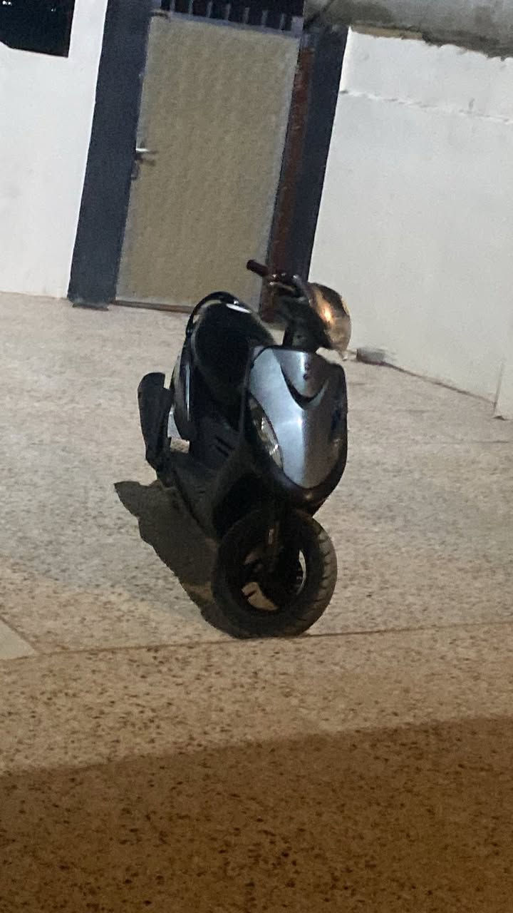 سلام عليكم دراجه ماكس عدله بلاديه من الطول لطول بوشه 49 شرط الفحص كلشي مراوسه ويه ايراني وانطي فرق وتدلل تشلع عيوني


**إذا كنت صاحب هذا الإعلان وتريد حذفه لأي سبب، رجاءا أرسل رسالة إلى الدعم الفني**