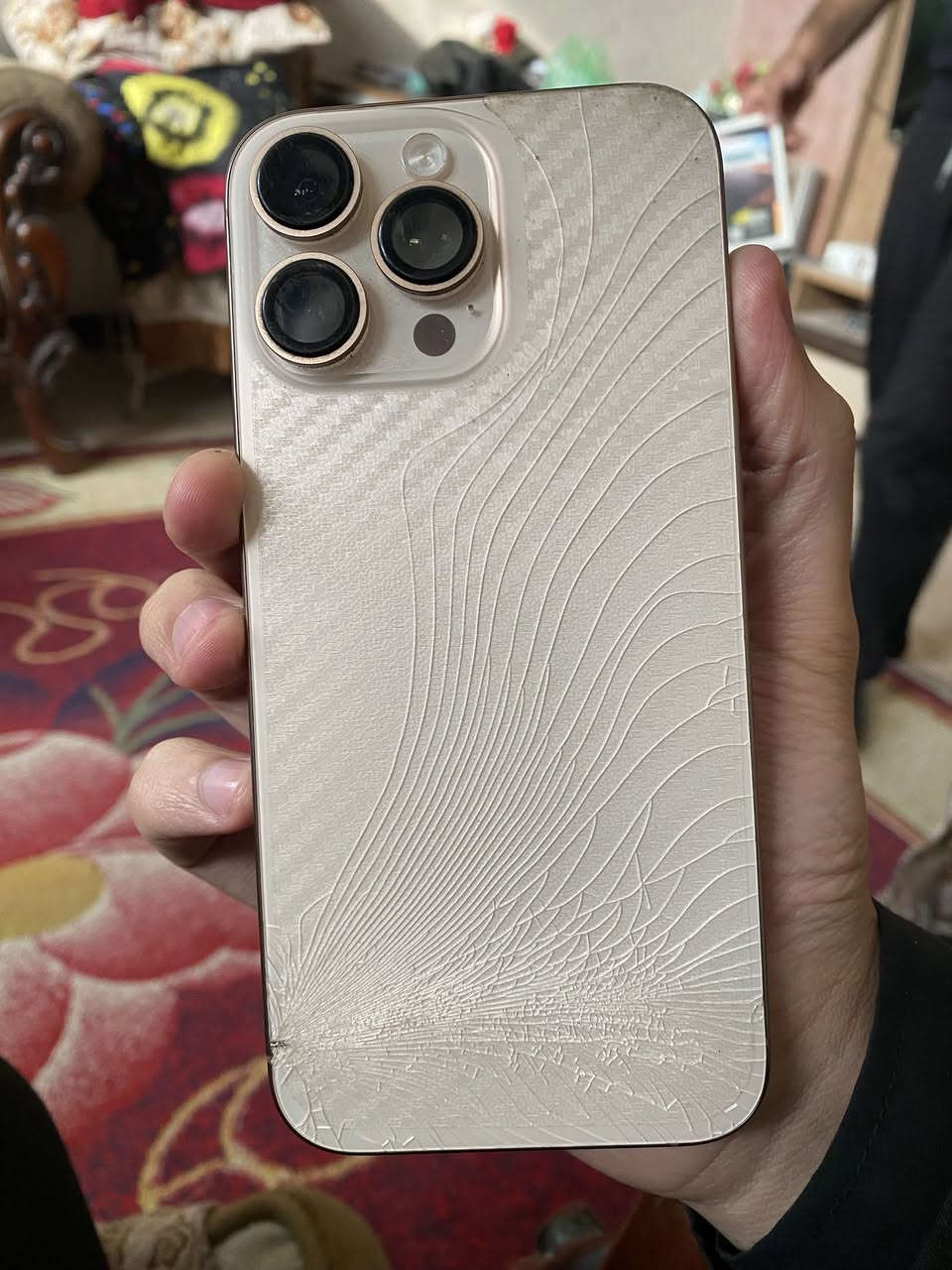 السلام عليكم ايفون ١٦ promax
256ذاكرة
بطارية91
٤٤٥ دورة
فقط الضهر مكسور مثل ماوضح بالصورة
 السعر١١٧٥  
عنواني بغداد الدورة
***********
***********
