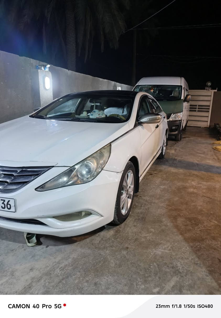 يالله سلام عليكم
سوناتا للبيع موديل 2011 خليجي 
سياره بدون تبديل فقط بنيد نص صبغ
مثل ماموضح بل سونار
بنورامه مري شفط
مكينه خير من الله دوش
تخم تاير
رقم بغداد ثاني يوم اداورلك
السعر 120 وبيهاا مجال 

الاستفسار
***********
