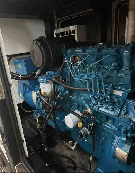 السلام عليكم 
للبيع مولد نوع بيركنز بزون انكليزي اصلي افجي ولسون
 كاتم 100%محرك 4سلندر توليد 20كيفي ثري فيز بلادي
وارد استرالي منضومة حماية فول اوتو اطفاء وتشغيل ذاتي 
المولد مشتغل قليل جداً برغي ما مفتوح بيها شرط الحمل
العنوان//بابل-الشوملي-سريع البصره 
للأستفسار//***********
متوفر توصيل 🚚 الى جميع المحافظات
