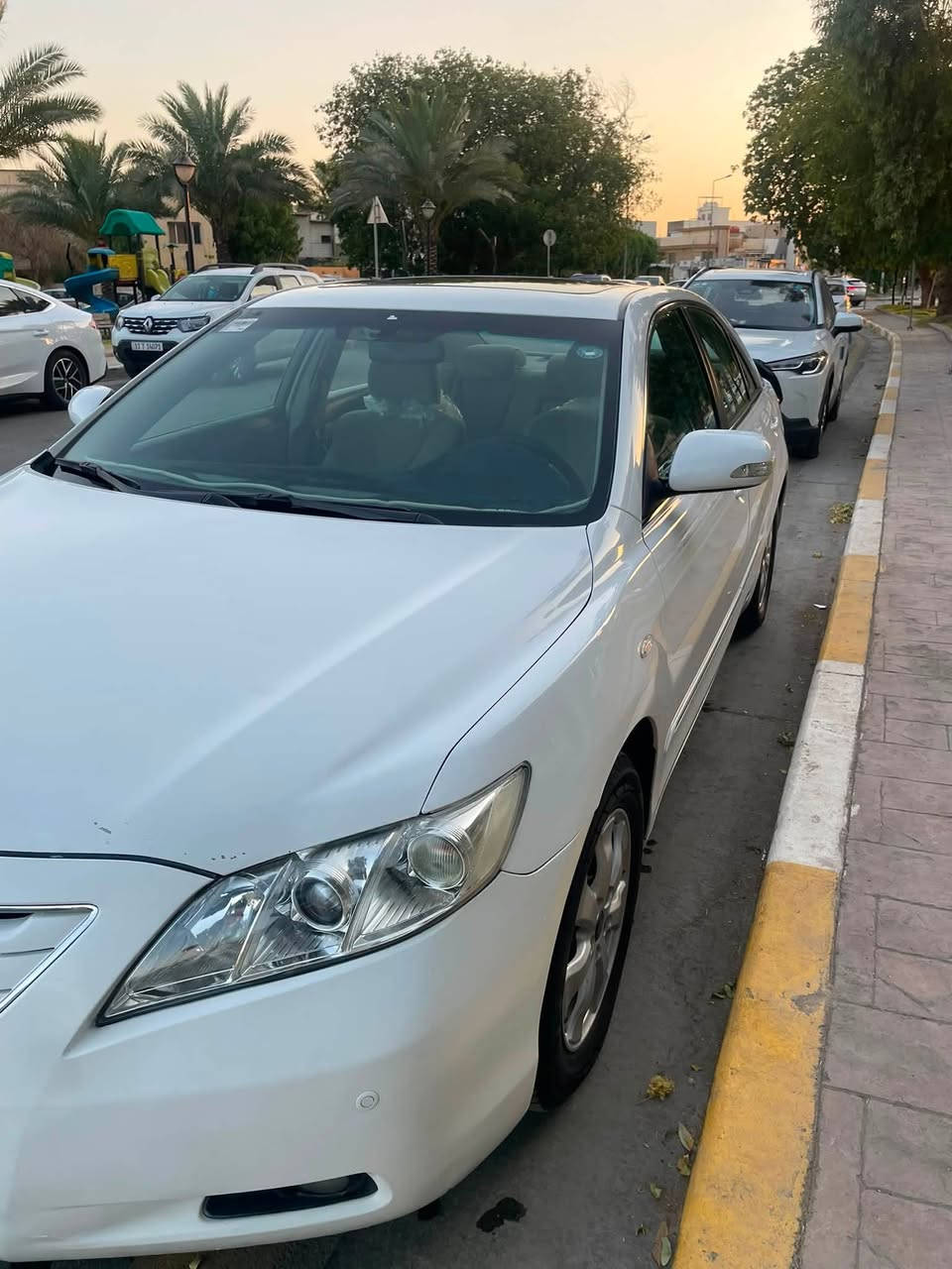 2009 خليجي فول
ماش 163 
هزه ورقم جديد 
بأسمي 
كفاله عامه عدى بارد بسيط جدآ 
تبريد قطعتين 
محرك كير تبريد ممتاز ومكفول
السعر 117 
الحارثيه بغداد 
***********
